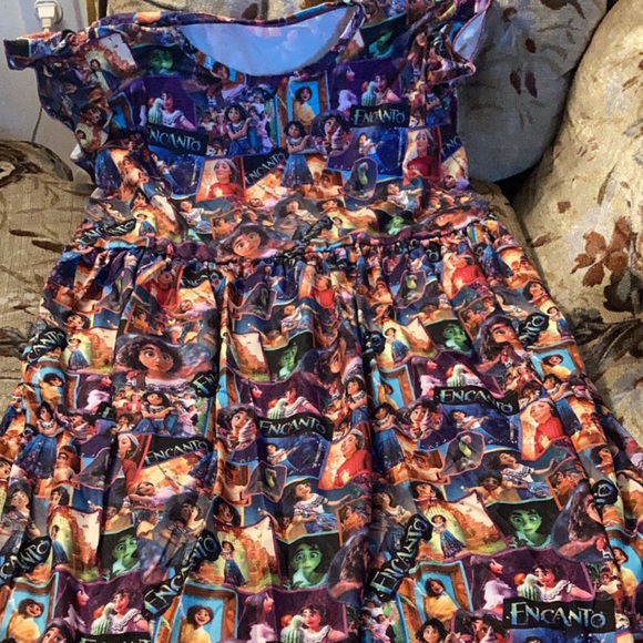 Handmade Encanto Dress - Picture 7 of 7